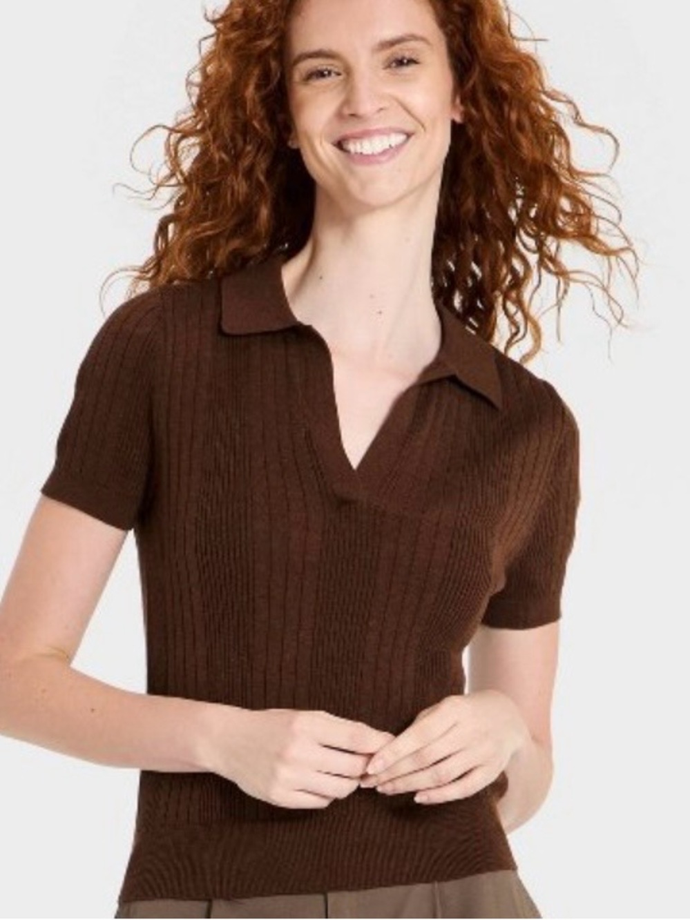 Johnny Collar Pullover Sweater
T-Shirt